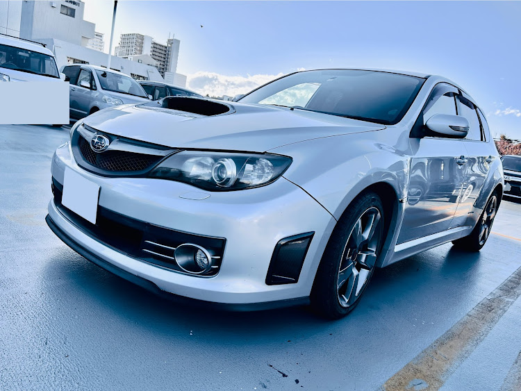 インプレッサ WRX STIのGRF2号機・スタッドレスタイヤ・山の冬は早いからに関するカスタム事例の投稿画像1枚目