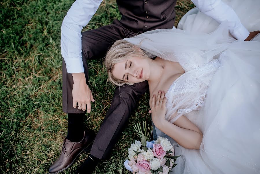 Fotógrafo de bodas Ulyana Titova (titovaulyana). Foto del 25 de septiembre 2022