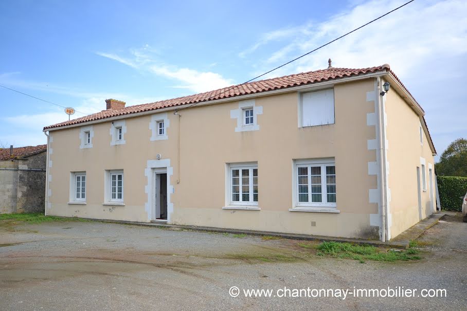 Vente maison 6 pièces 98 m² à Mouilleron-en-Pareds (85390), 159 750 €