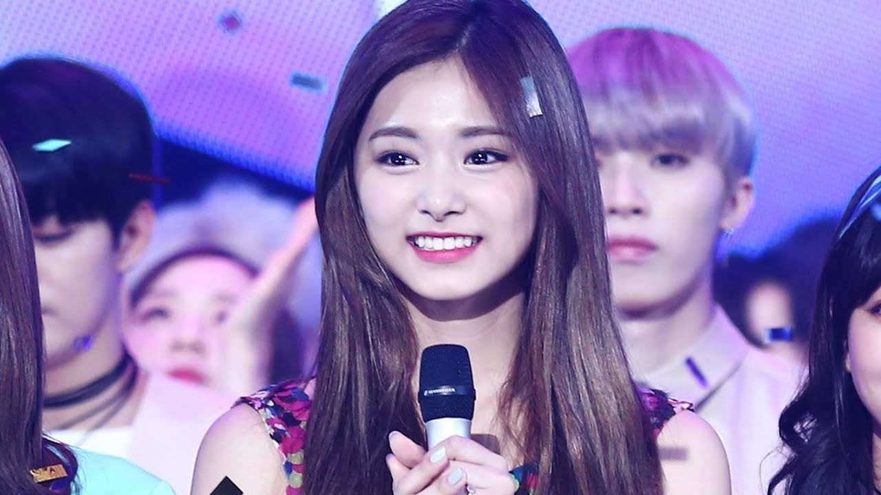 tzuyu glowng