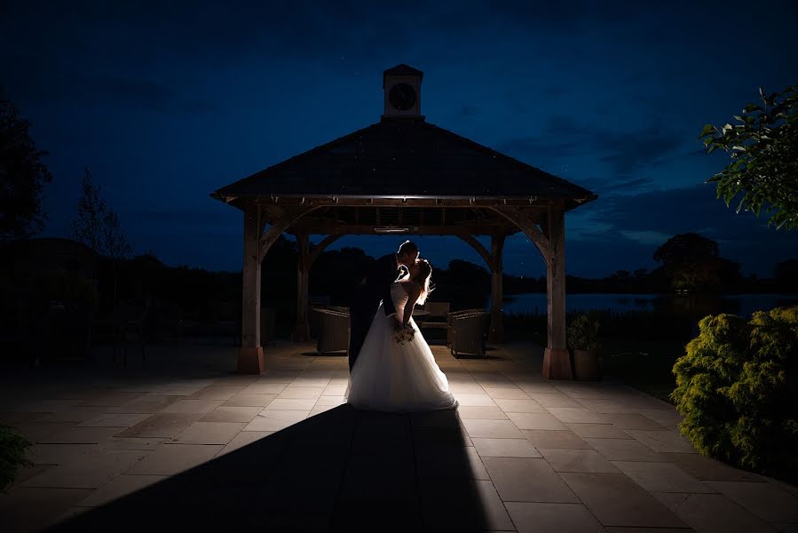 Fotógrafo de bodas Adrian Chell (adrianchellwed). Foto del 3 de julio 2022