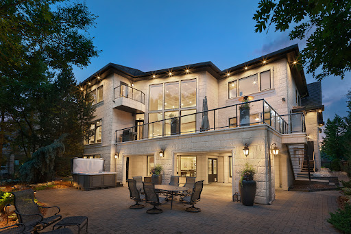 Modern house with patio and hot tub in this luxury house for sale in Edmonton ($2,834,651)