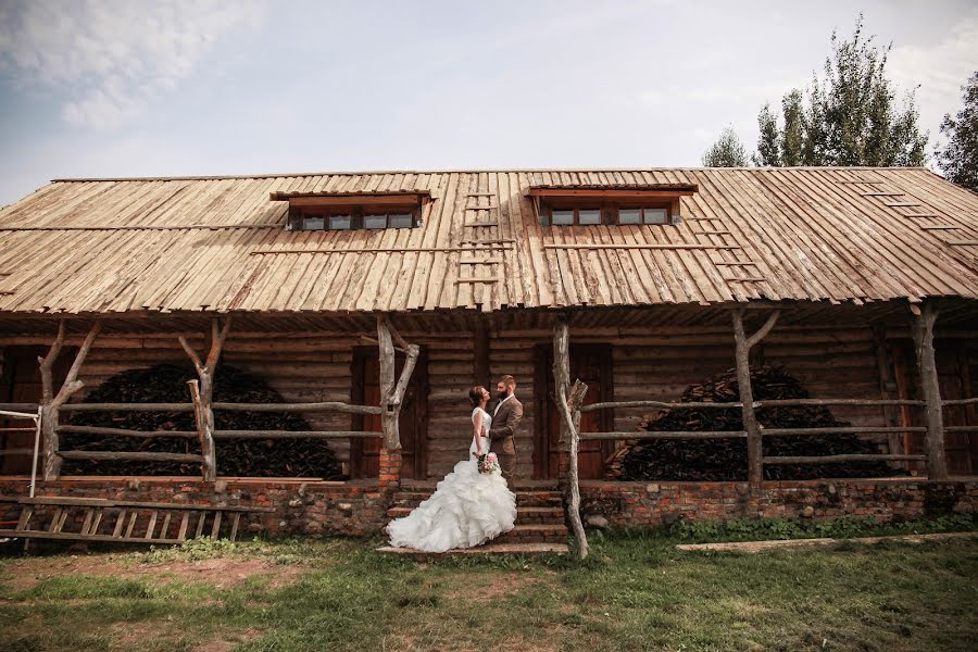 Fotografo di matrimoni Olga Podobedova (podobedova). Foto del 15 novembre 2018