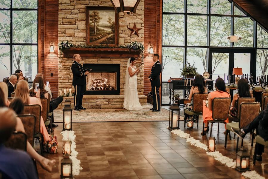 शादी का फोटोग्राफर Crystal Frost (crystalfrost)। दिसम्बर 29 2019 का फोटो