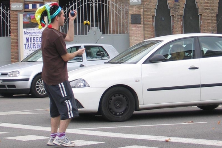 Giocoliere di strada di Aleberico