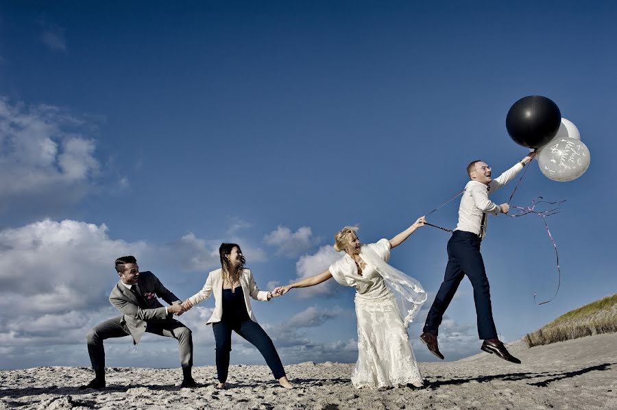 Fotógrafo de casamento Roman Matejov (syltfotograf). Foto de 5 de abril 2017