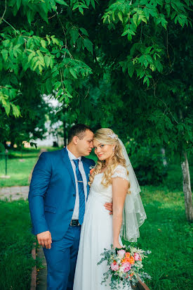 Fotógrafo de casamento Karen Uzunyan (klaatu). Foto de 23 de julho 2015