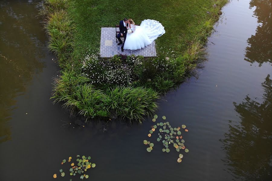 Wedding photographer Gyula Boros (borosgyula). Photo of 28 October 2021