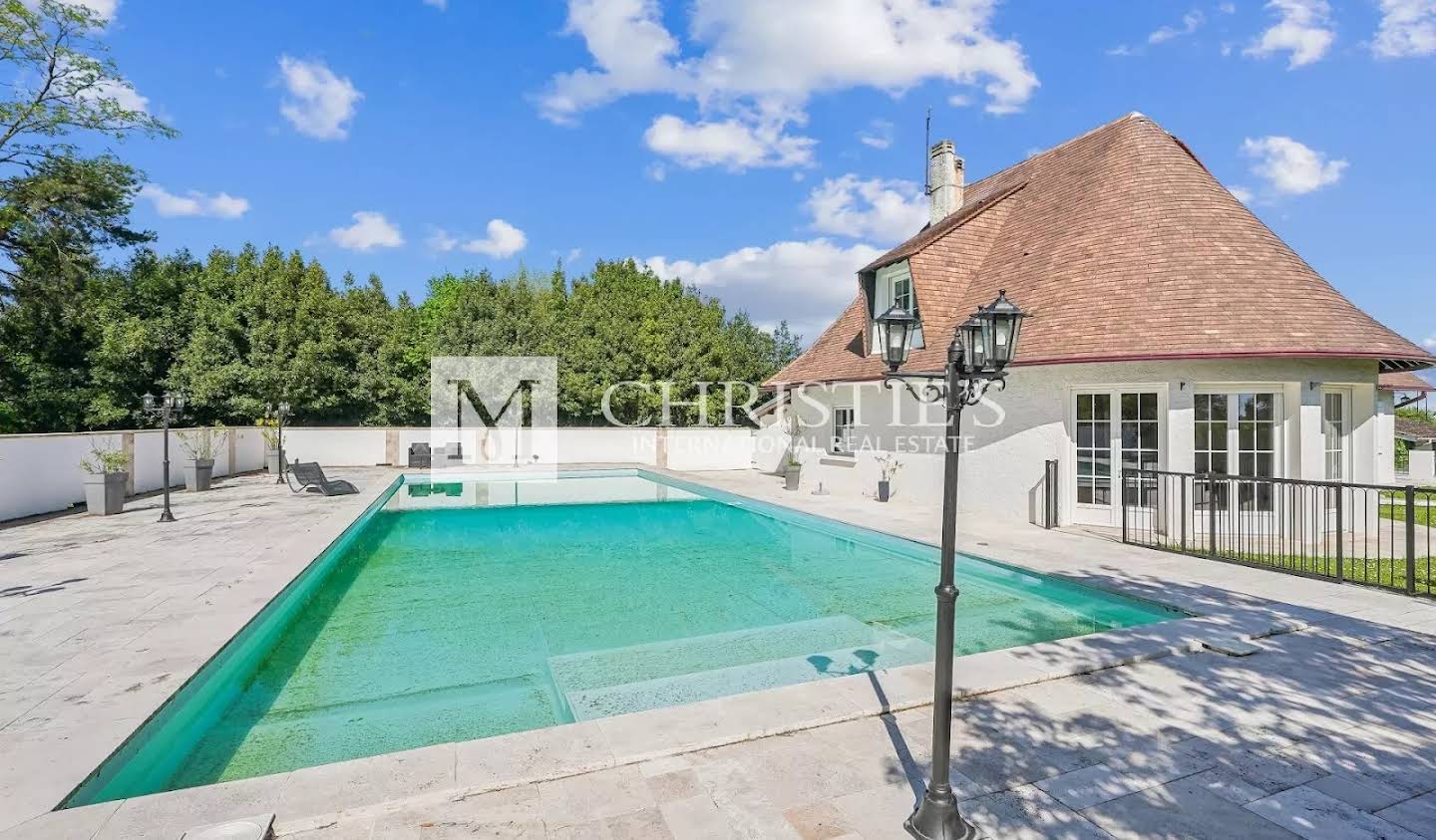 House with pool Bordeaux