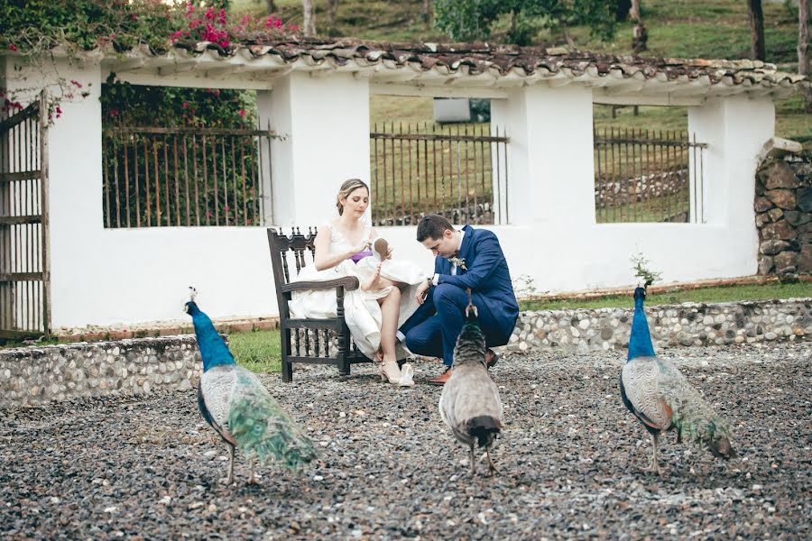 Fotografo di matrimoni Cesar Augusto Serna (augustoserna). Foto del 27 luglio 2018