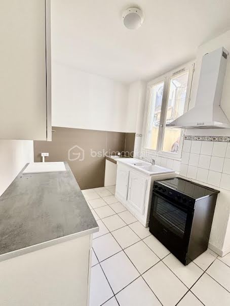 Vente maison 15 pièces 400 m² à Carpentras (84200), 535 000 €