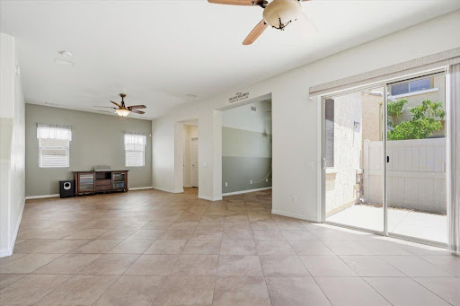 living room with furniture and patio access - Property purchase in Phoenix, 3 bedrooms
