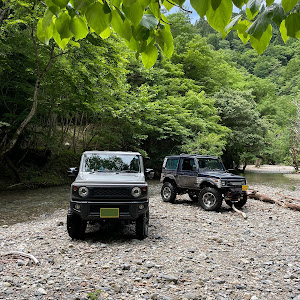 ジムニー JA11V