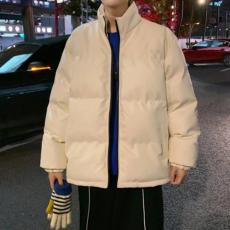 Veste en cuir homme casual matelassée en duvet avec style tooling. Confort, chaleur et élégance pour un look tendance et décontracté.