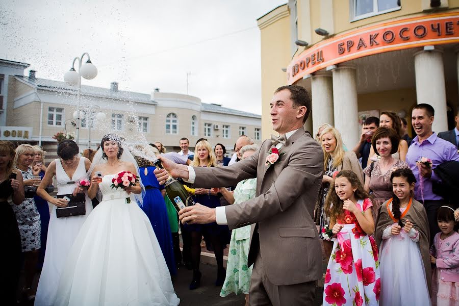 Wedding photographer Yuriy Karpov (yuriikarpov). Photo of 16 October 2014