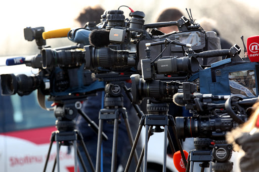 Novinarke osudile naslovnu stranu 'Ilustrovane politike' i pretnje reporterki Studija B
