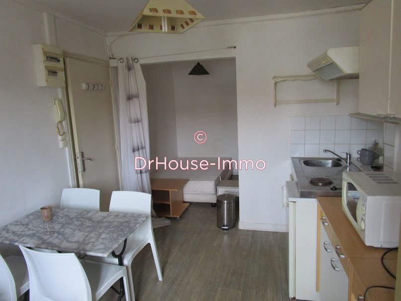 Location meublée appartement 1 pièce 19.38 m² à Boulogne-sur-Mer (62200), 340 €