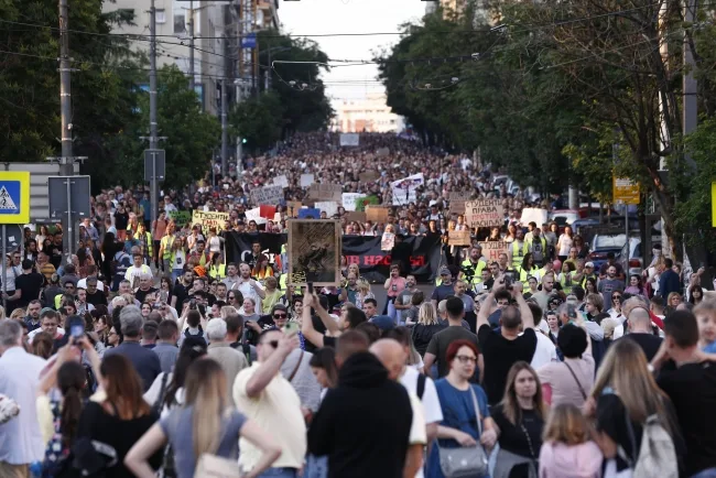 Proglas akademske javnosti s hiljadu potpisa za ispunjenje zahteva skupa Srbija protiv nasilja