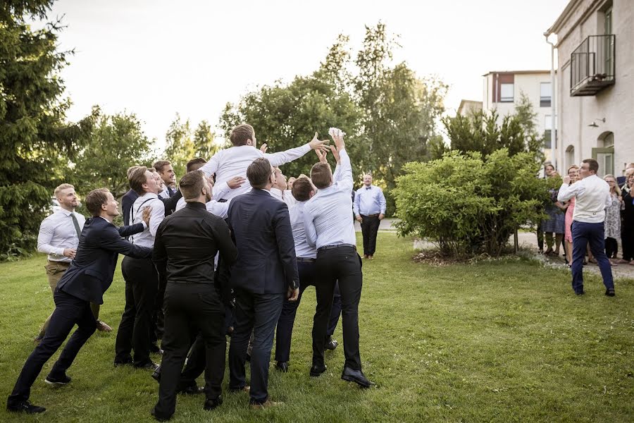 Fotógrafo de casamento Hannu Tiainen (hannutiainen). Foto de 26 de fevereiro 2019