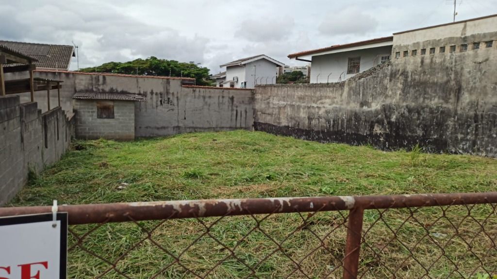 Terrenos à venda Centro