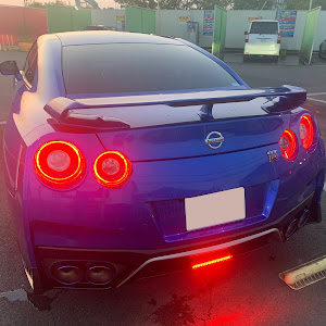 NISSAN GT-R R35