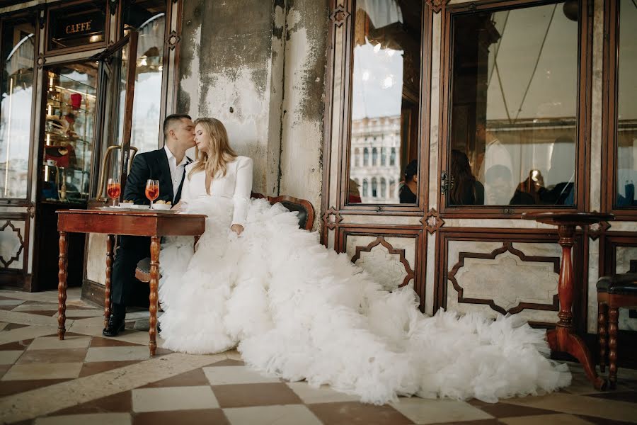 Fotografo di matrimoni Elena Dyakiv (djakiv). Foto del 28 gennaio 2020