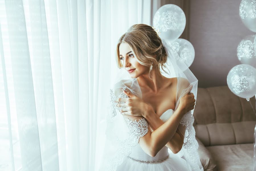 Nhiếp ảnh gia ảnh cưới Anastasiya Rozhkova (rozhkovaan). Ảnh của 10 tháng 4 2019