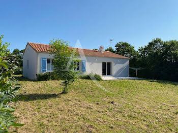 maison à Le Bernard (85)