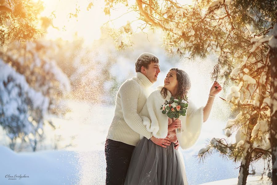 Fotógrafo de bodas Elena Serdyukova (elenaserdyukova). Foto del 11 de febrero 2016