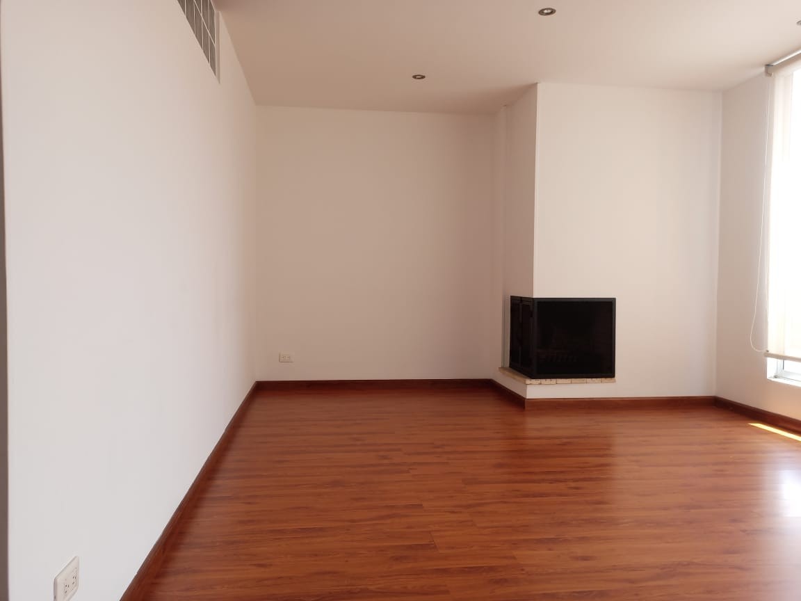 Apartamento En Arriendo - Cedritos, Bogota