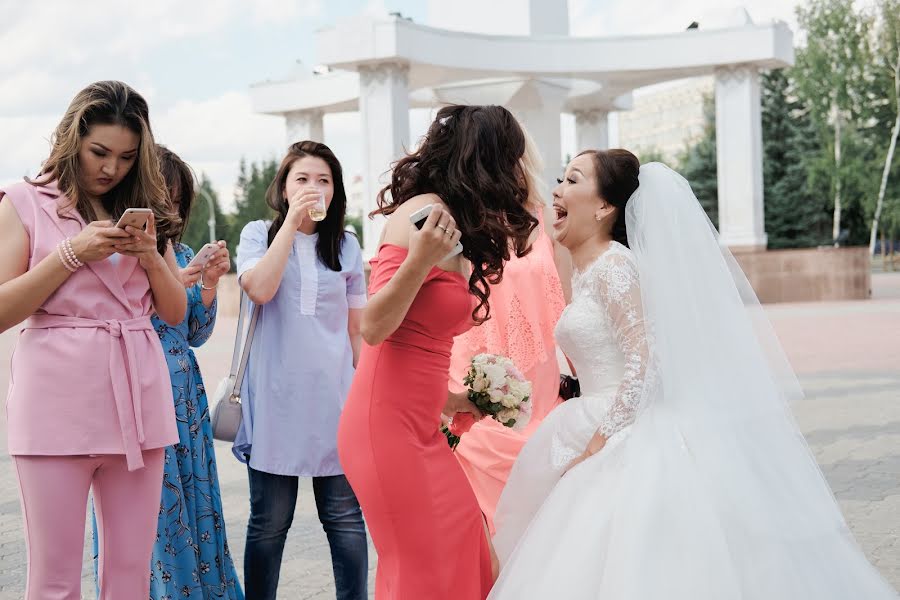 Wedding photographer Vladimir Vershinin (fatlens). Photo of 19 October 2016