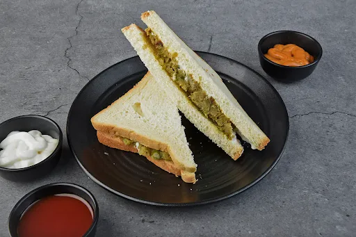 Masala Mashed Potato Sandwich