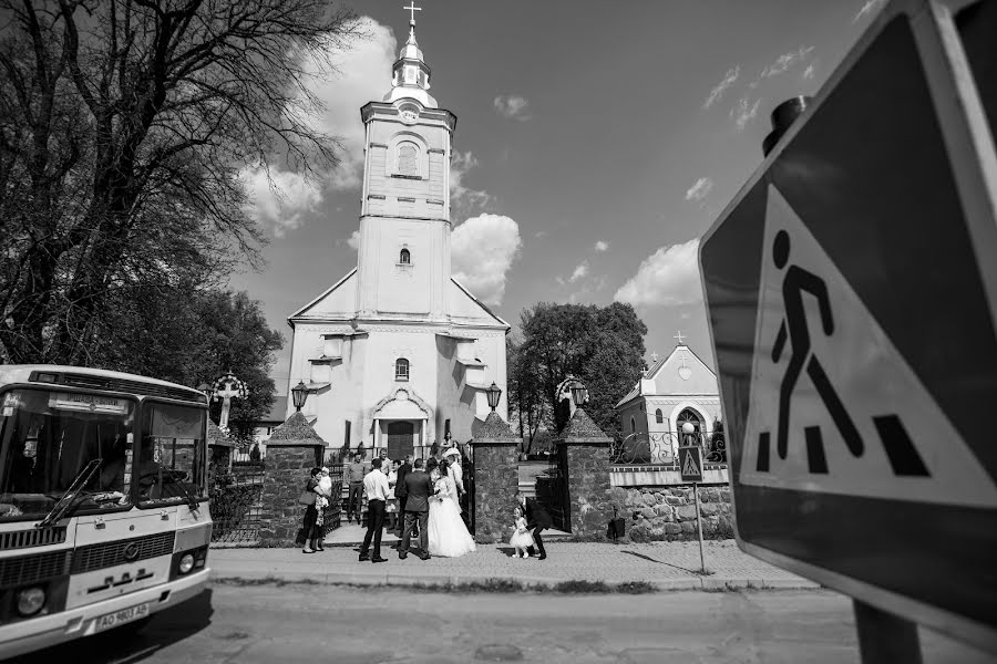 Fotógrafo de casamento Yana Petrus (petrusphoto). Foto de 18 de maio 2018