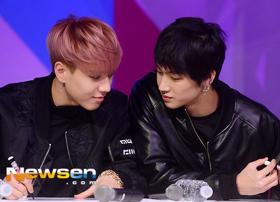 Image: GOT7's Yugyeom and JB / Newsen