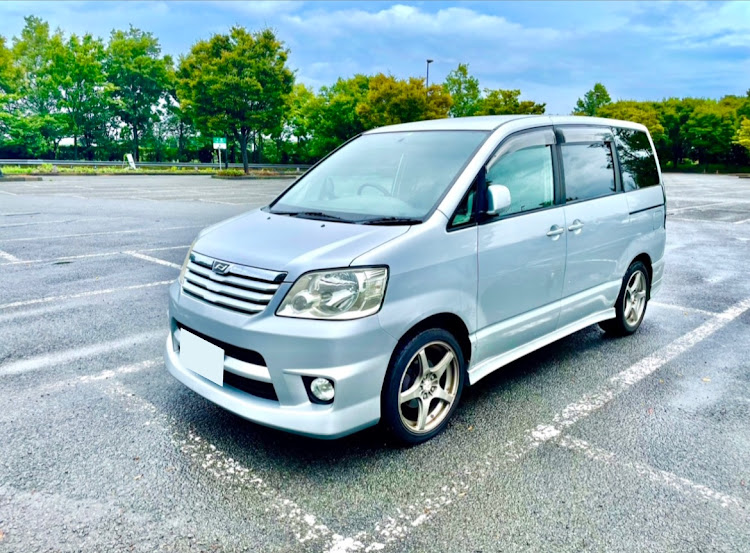 ノアのおはようございますm(__)m・無理せず頑張りましょう😁👌・team LOGAN東海・ノアの半年日記に関するカスタム事例の投稿画像3枚目