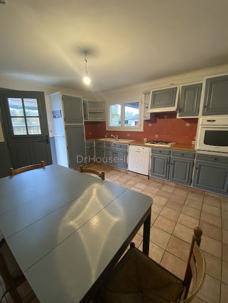 Vente maison 4 pièces 112 m² à Chatellerault (86100), 143 100 €