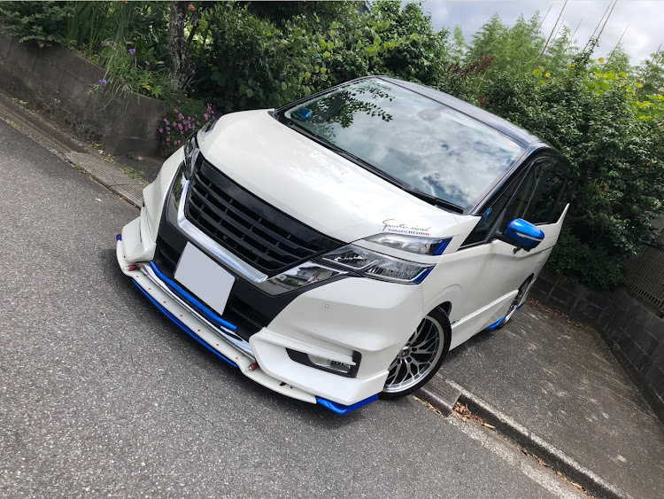 セレナの海と愛車・洗車・熱中症に注意・セレナC27・空母に載せてみたAIに関するカスタム事例の投稿画像2枚目