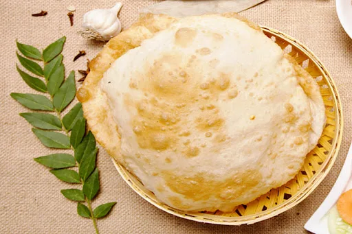 Bhatura (1 Pc)