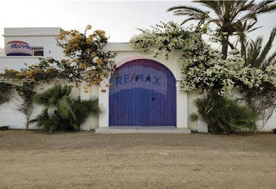 Villa with pool and terrace 5