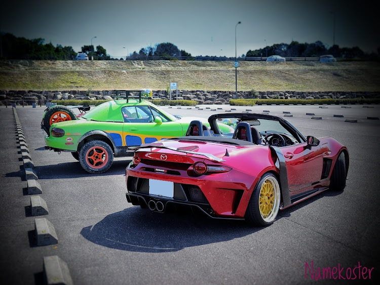 ロードスターのNamekosterの写真展！💊・岡崎MT・並みは僕ですよ？💁‍♂️・なんちゃってロードスター達(2台)とナメコスターのコラボ！😆・グフフ...楽しみや( *´艸)に関するカスタム事例の投稿画像5枚目