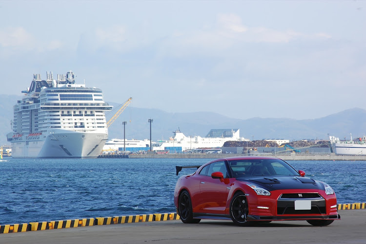 NISSAN GT-Rのクルーズ船・MSCベリッシマ・デカい・デカすぎる・デカいにも程があるに関するカスタム事例の投稿画像21枚目