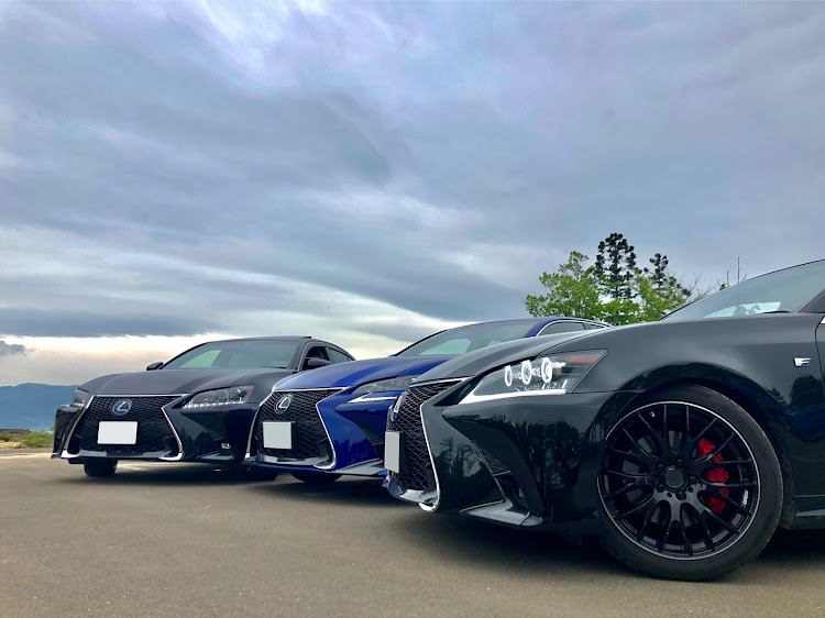 GSのプチオフ会・昨日の続き・曇天・挟み撃ち・ローアングルに関するカスタム事例の投稿画像2枚目