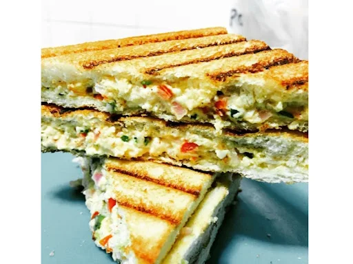 Cheese Paneer Grilled Sandwich