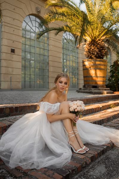 結婚式の写真家Elena Ananasenko (lenalondon)。2022 8月12日の写真