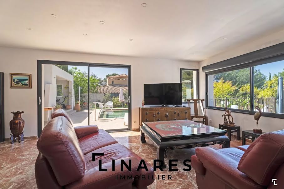 Vente villa 13 pièces 181 m² à Ceyreste (13600), 995 000 €