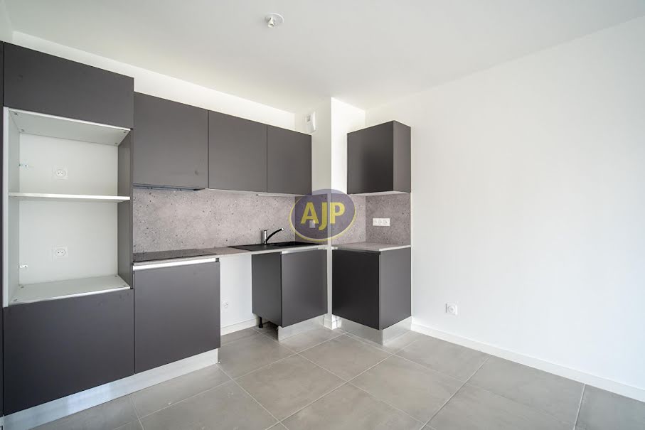 Vente appartement 3 pièces 64.1 m² à Talence (33400), 348 000 €