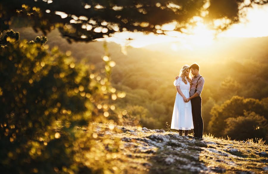 Fotógrafo de casamento Alex Popov (simfalex). Foto de 12 de dezembro 2018