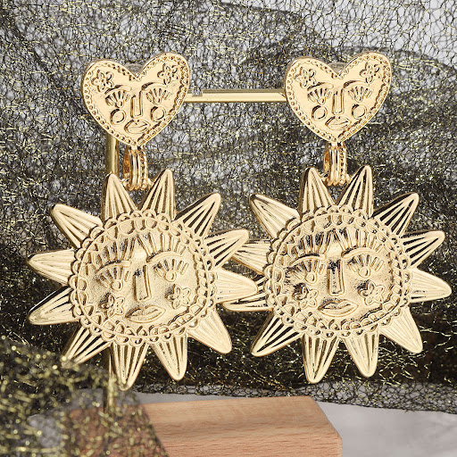 Title 7, Simple Fashion Alloy SUNFLOWER Heart-shaped Ear...