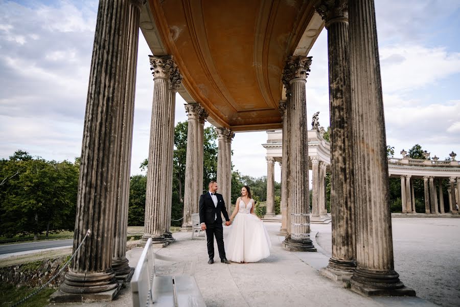 Fotografo di matrimoni Łukasz Peszko (peszkostudiofoto). Foto del 8 settembre 2022