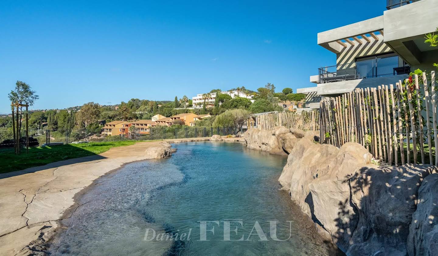 Apartment with terrace Bormes-les-Mimosas